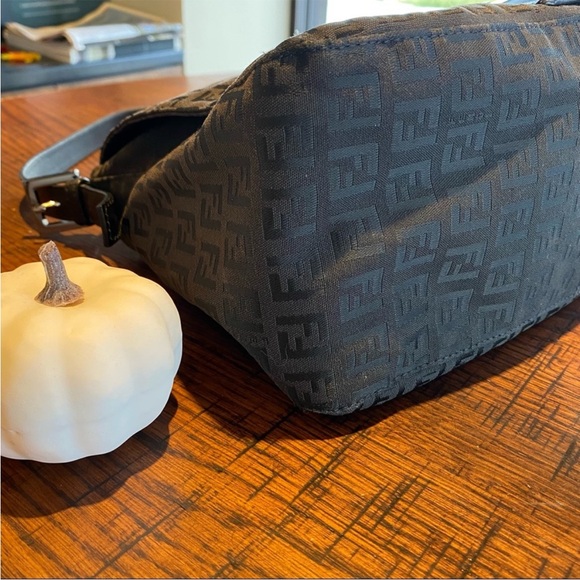 Authentic Fendi Zucca Zucchino Mama Forever Baguette - Picture 8 of 11